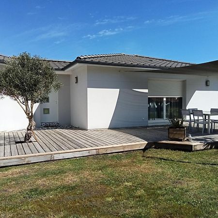 Comme A La Maison Sainte-Helene  Buitenkant foto